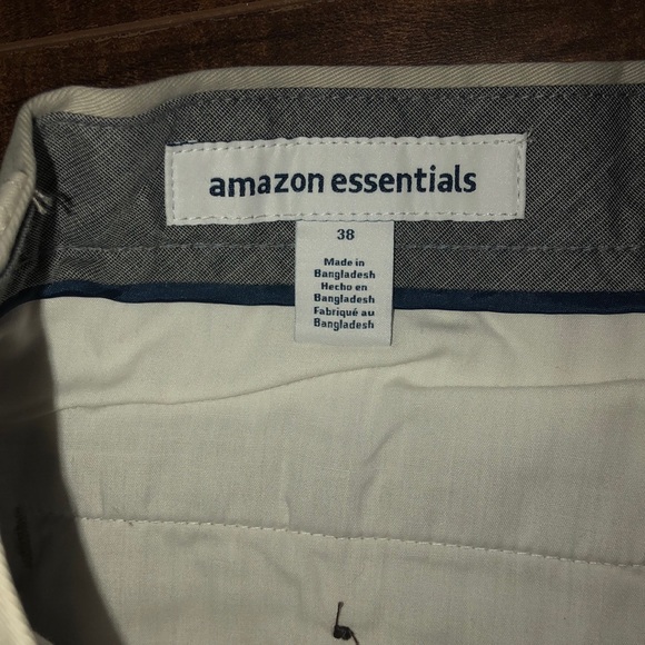 ! Amazon Essentials Men's Slim-Fit Plai… - Picture 4 of 9